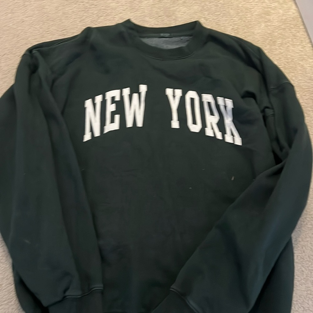 Brandy Melville, New York sweatshirt